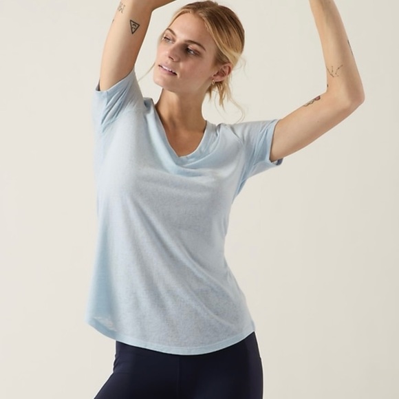 Athleta Tops - NWOT 🩵 ATHLETA 🩵 Breezy Scoop VNeck Tee